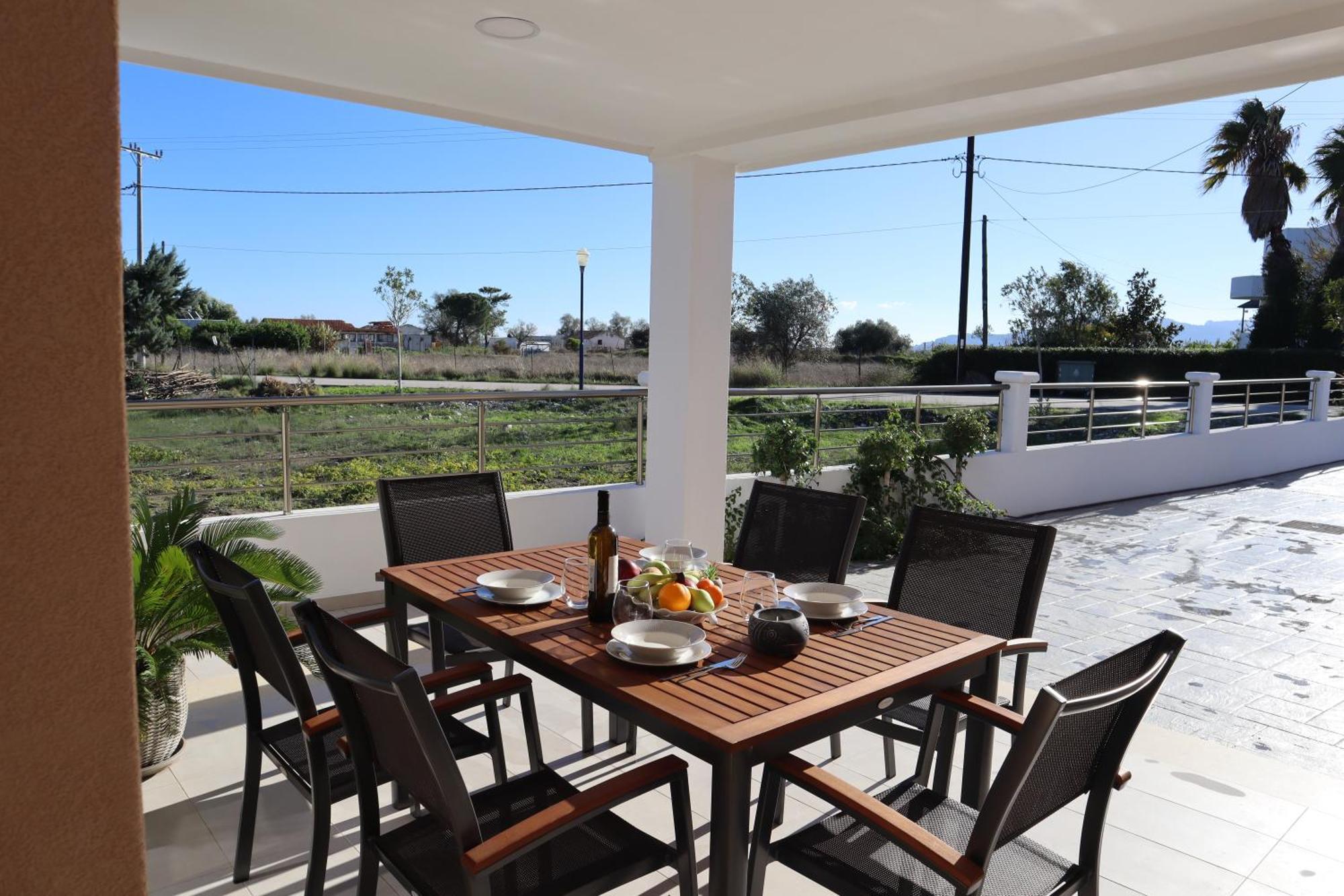 Vakantiehuis Merelia Luxury Charaki